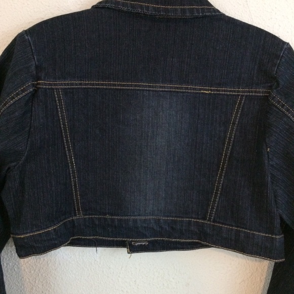 No Fuze Zipper Front Cropped Denim Jasket - Picture 3 of 5